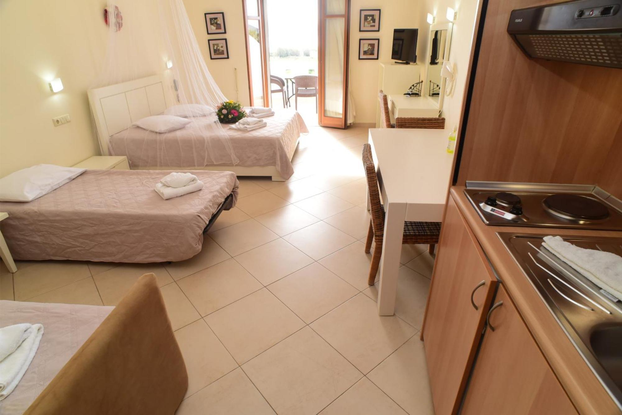 Margaritari Hotel Agia Anna  Eksteriør billede